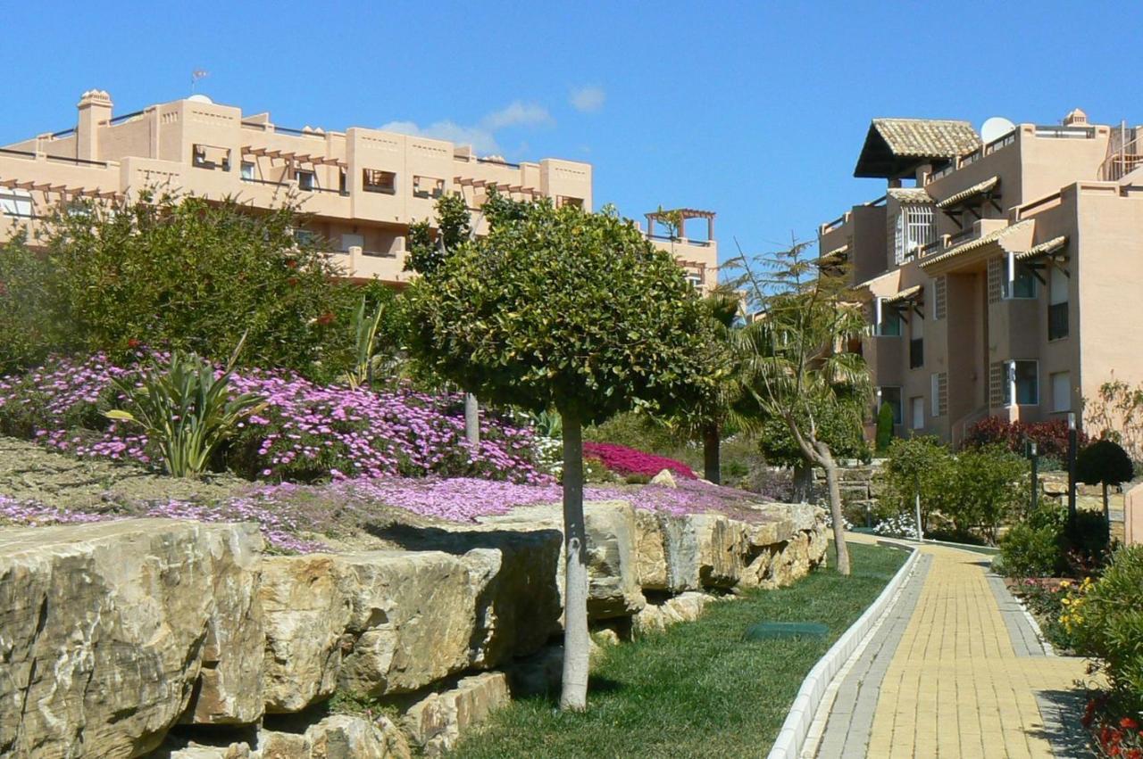 Апартаменты Penthouse With Roof Terrace, Bbq, Pool- And Sea Views Буэнас-Ночес Экстерьер фото